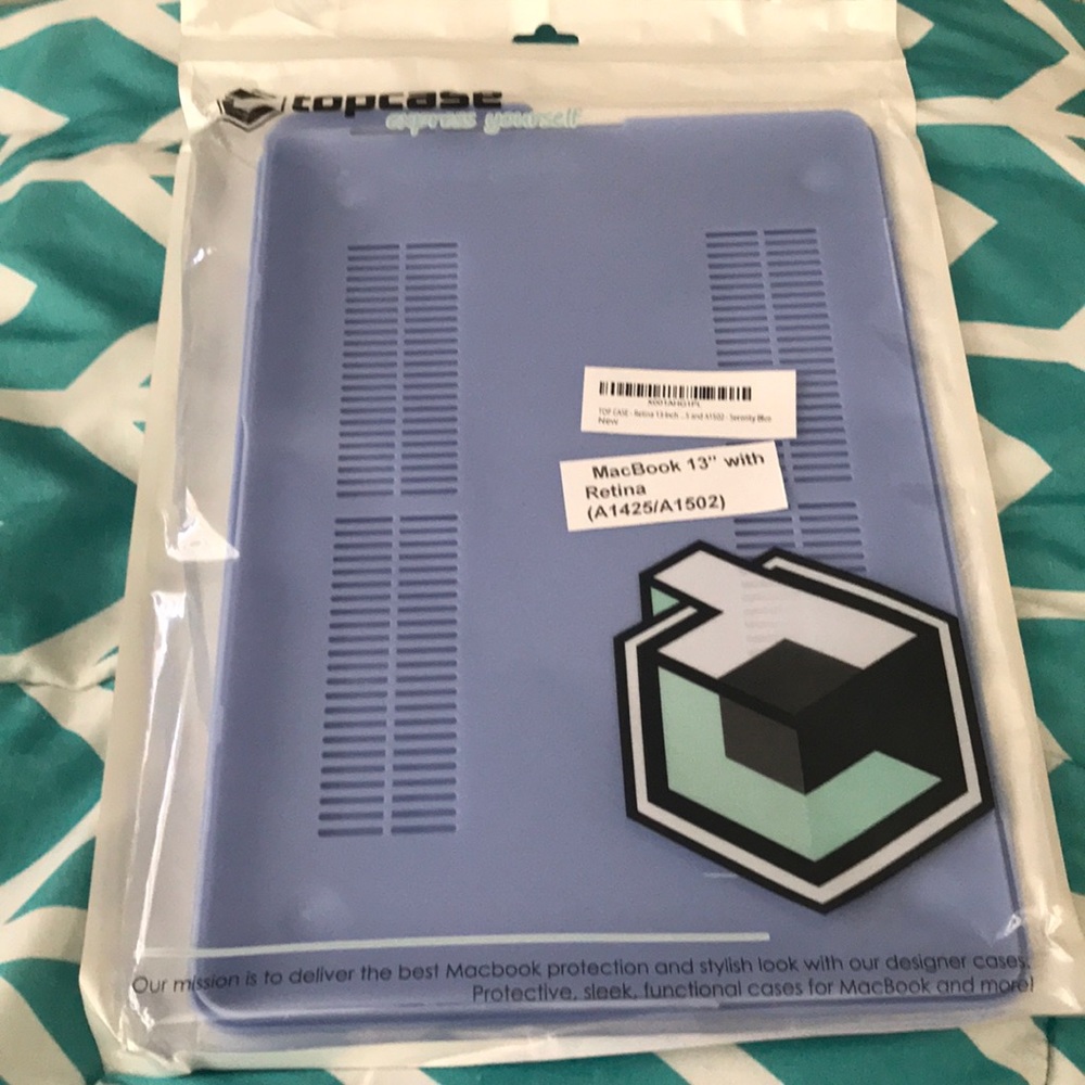 Serenity Blue MacBook Pro 13” Laptop Case💎